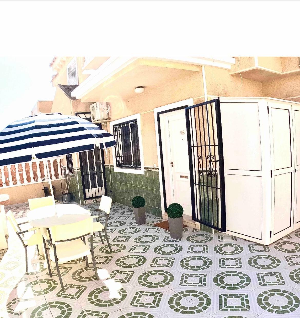 Casa De Espana Torrevieja, Costa Blanca Beach Bagian luar foto